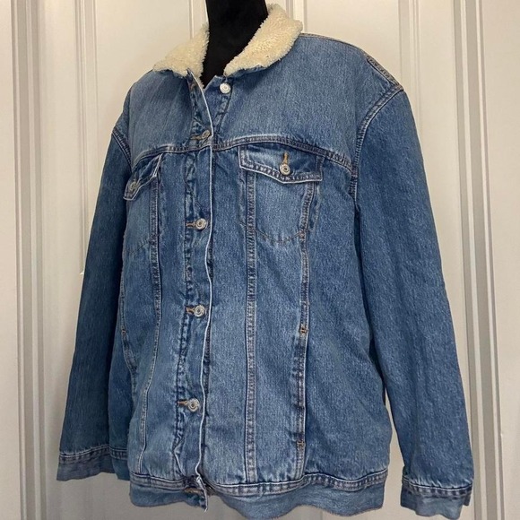 Old Navy Other - Old Navy Sherpa Lined Denim Jacket | Vintage Workwear Trucker | Men's M